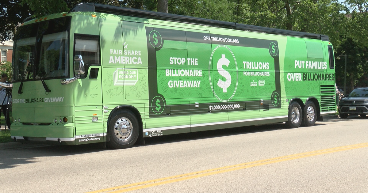 Stop the Billionaire Giveaway National Bus Tour stops in La Crosse, walks to Rep. Van Orden’s office | Politics Stop the Billionaire Giveaway National Bus Tour stops in La Crosse, walks to Rep. Van Orden’s office | Politics