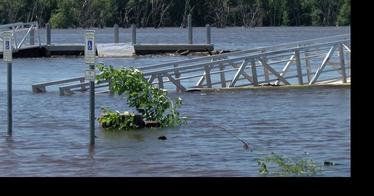 Prairie du Chien prepares for flooding Video