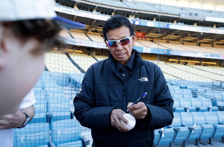 Former MLB superstar Fernando Valenzuela dead at age 63 Sports