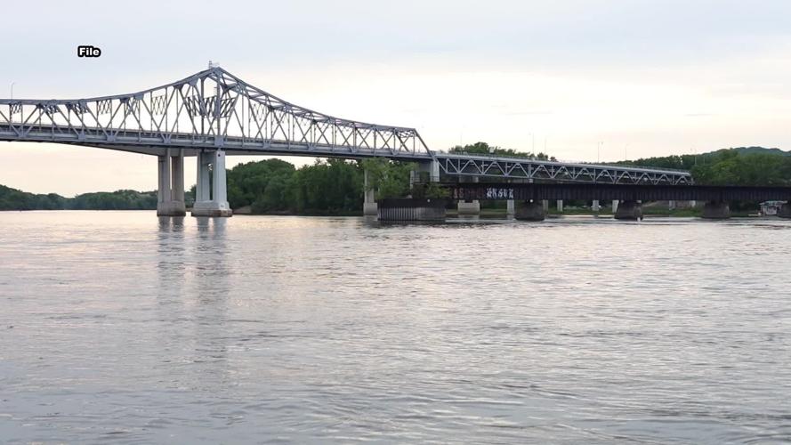 MISSISSIPPI RIVER REMINDERS_VO GFX_00.00.04.27.jpg