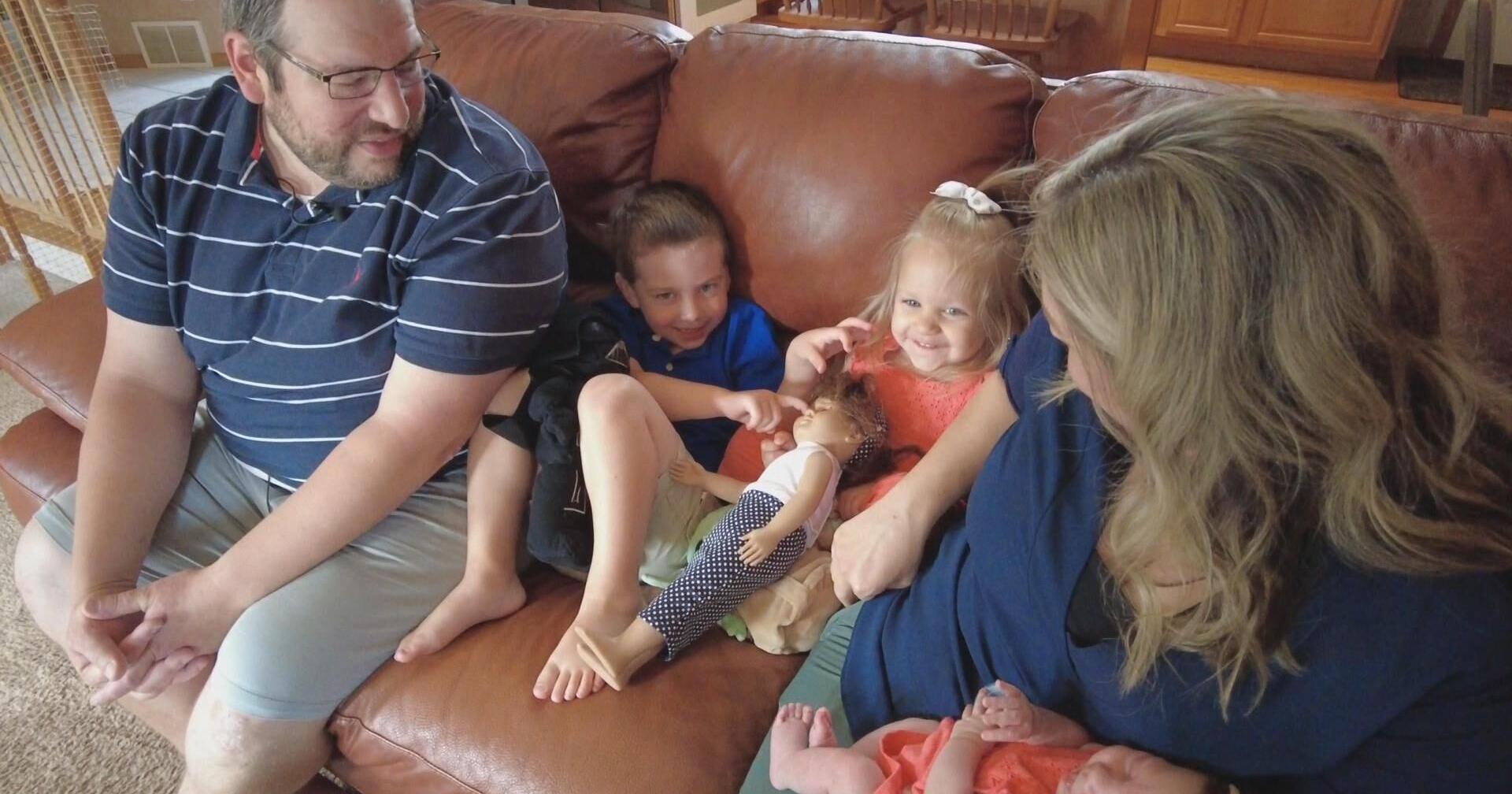 'The Lucky Trio:' Three Onalaska siblings have unlikely connection - Vimarsana News