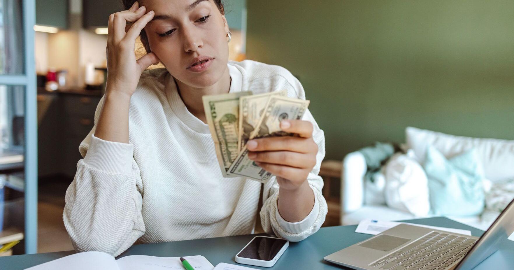 How to take on the viral No Spend January trend - Vimarsana News