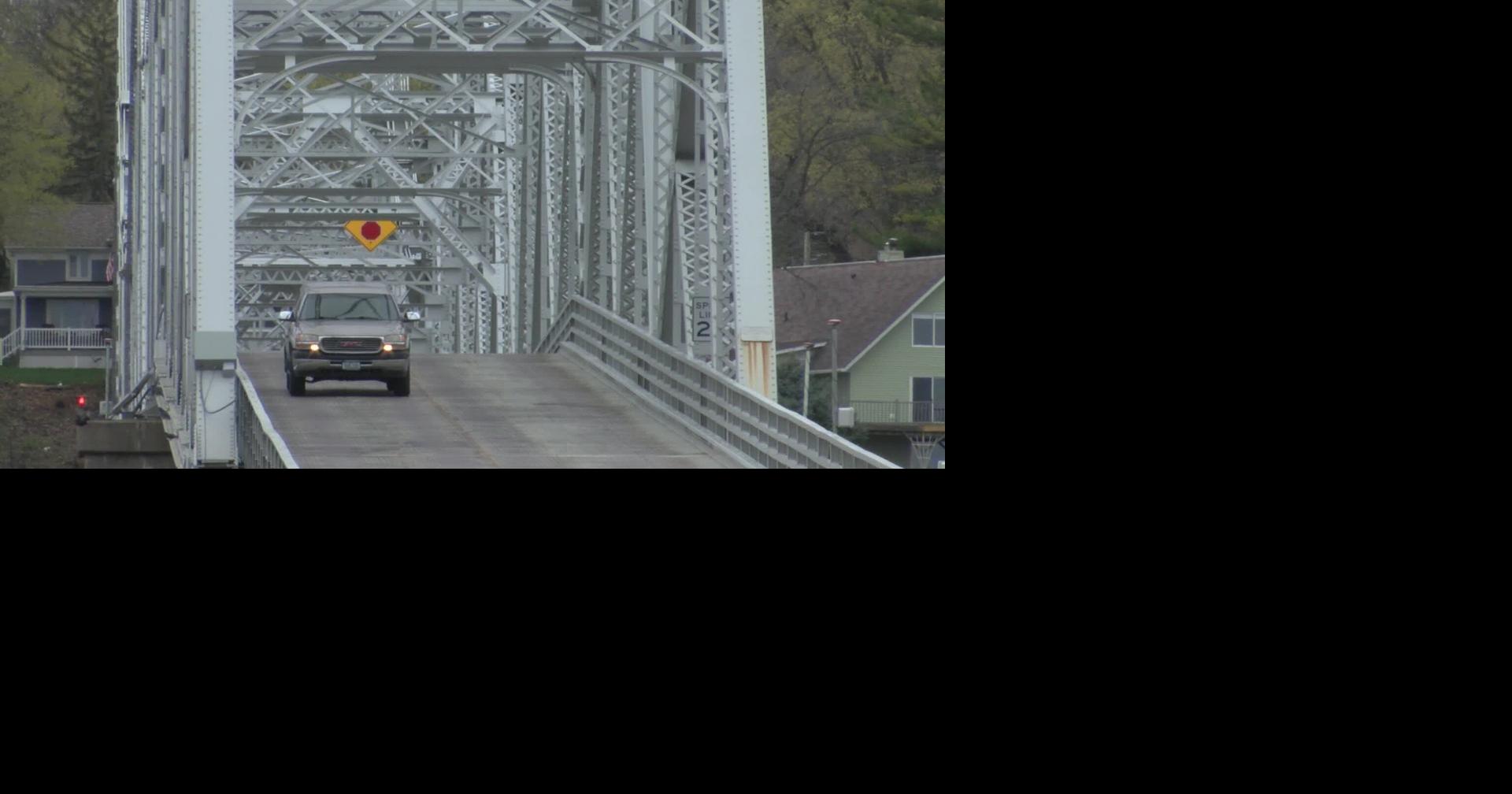 Black Hawk Bridge to close this fall for demolition