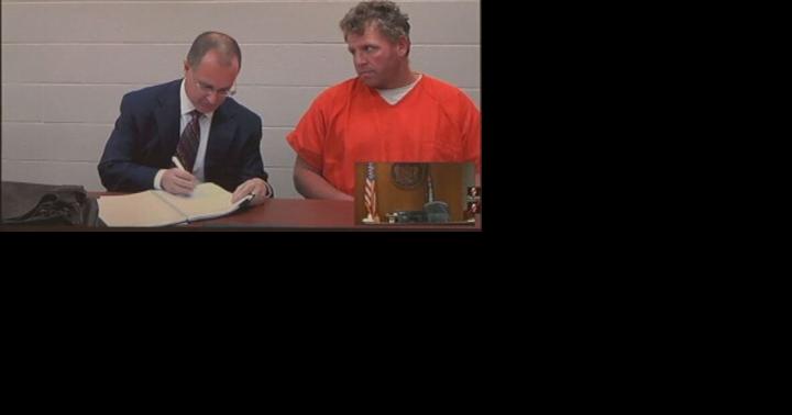 Eau Claire man accused of killing his neighbor in 2016 found living in Tomah halfway house; criminal trial may resume - Vimarsana News