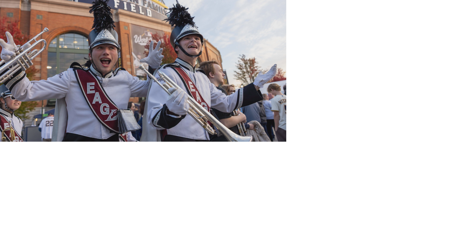 UW-La Crosse marching band brings school spirit to World Series at ...