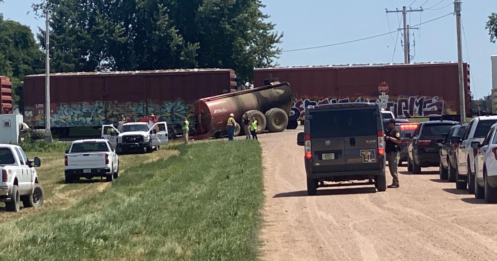 74-year-old Milladore man dead after tractor vs. train crash - Vimarsana News
