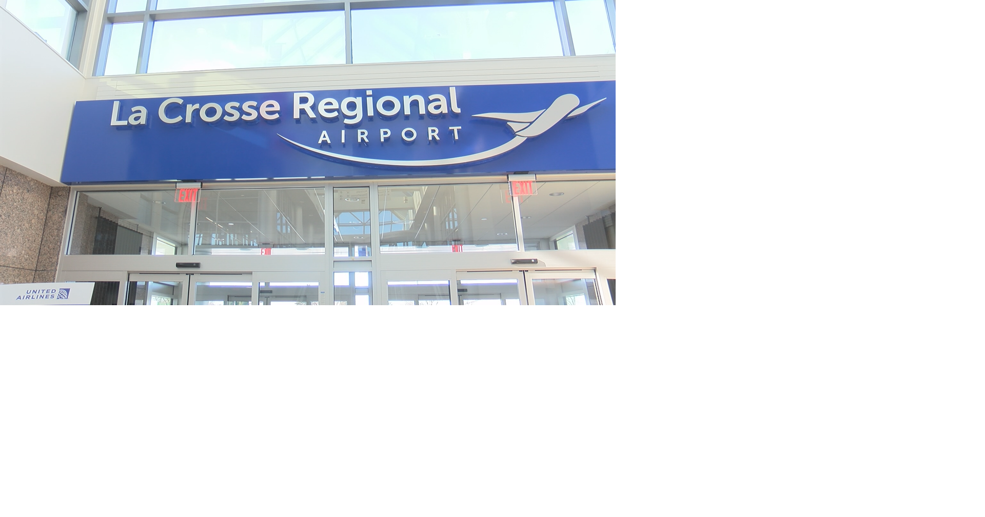 United Airlines delays flight between La Crosse, Chicago until October
