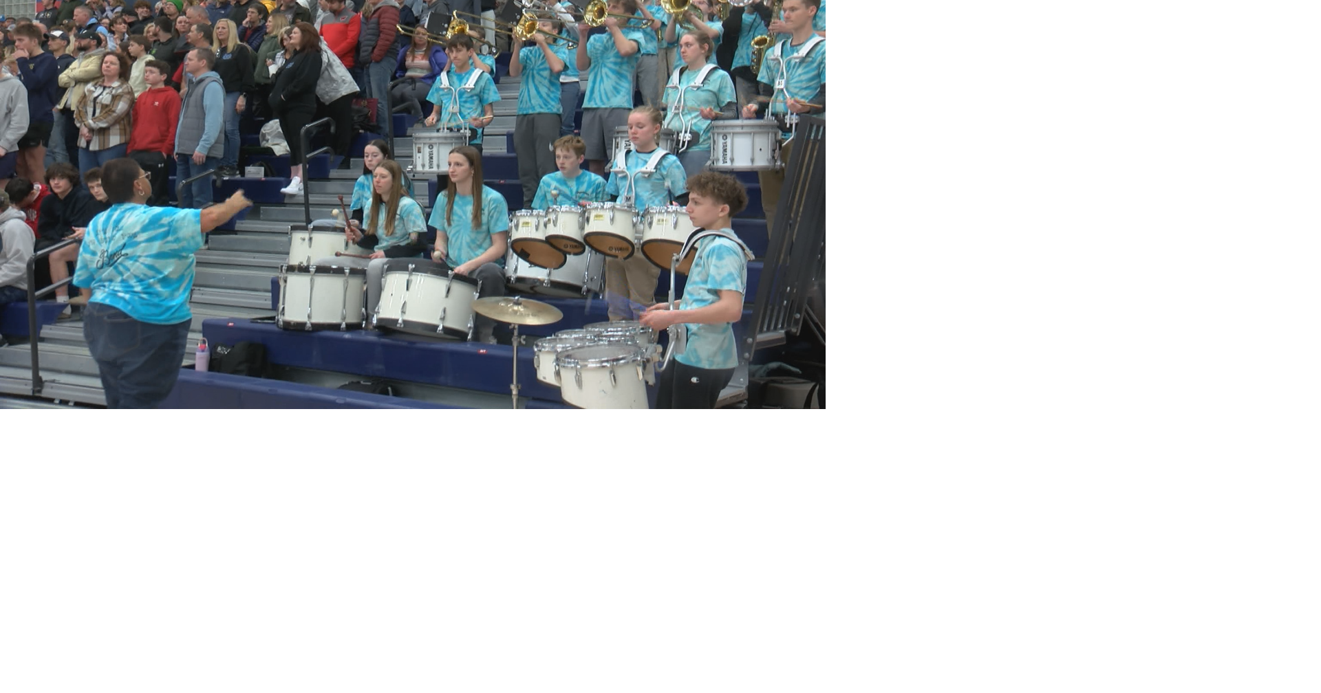 Aquinas comes up short against Wisconsin Dells