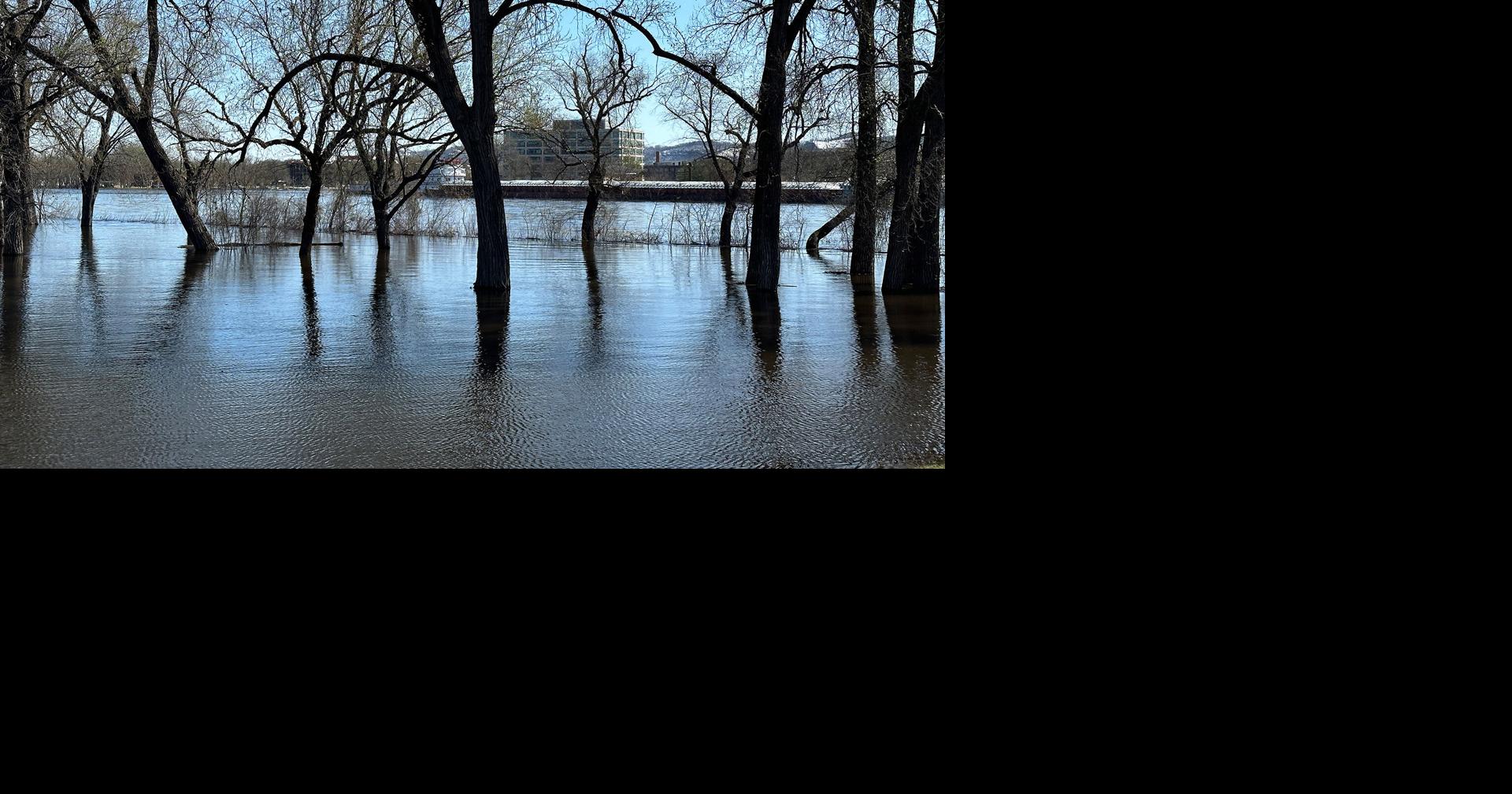 City of La Crosse issues Flood Warning Alert News