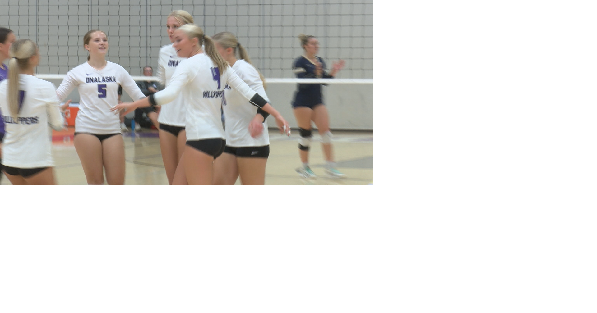 Onalaska sweeps Aquinas in MVC opener