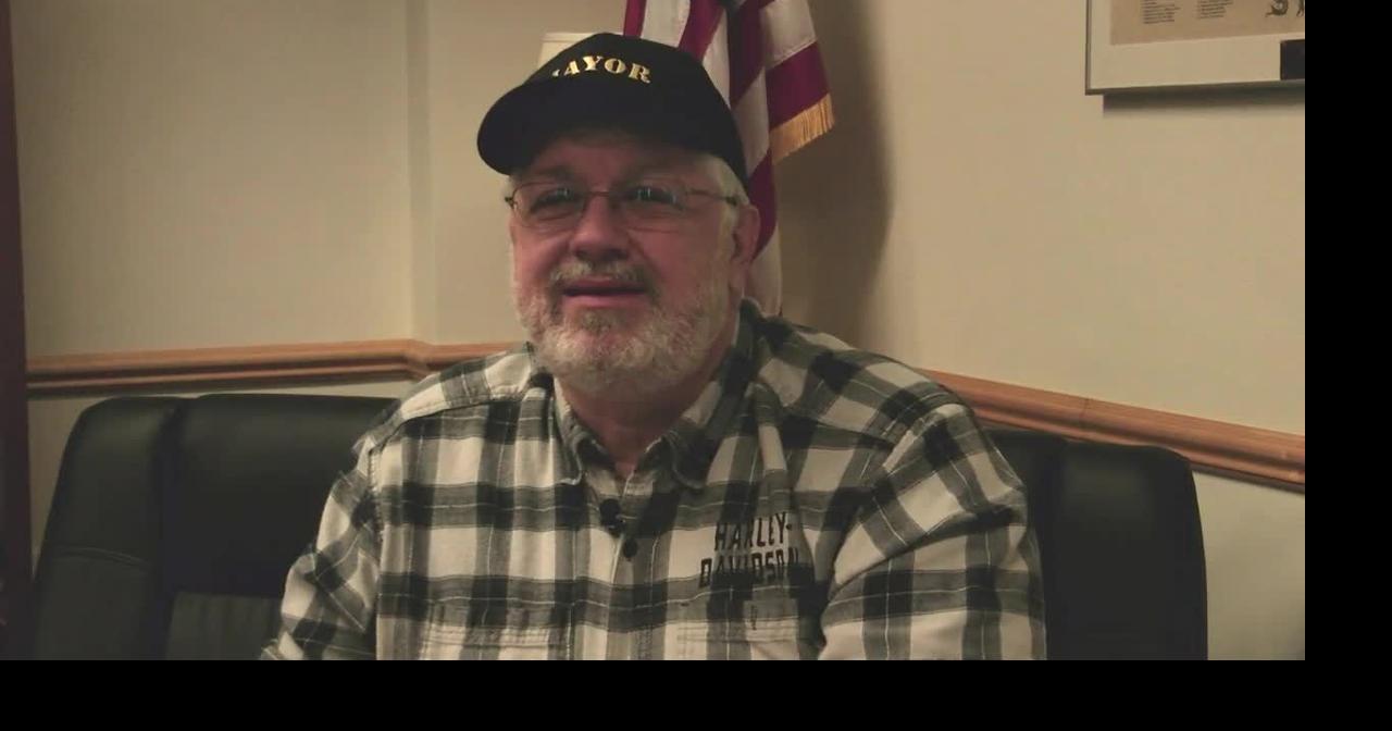 Stevens Point Mayor works to bring ‘Robocop’ statue to city | News ...