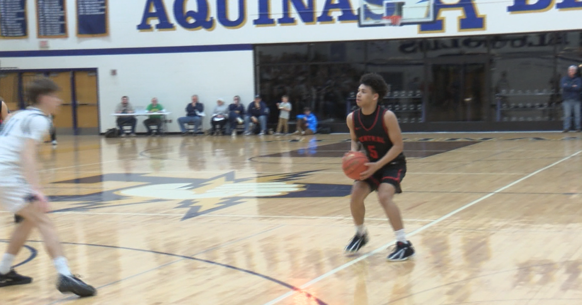 Shot clock coming to high school hoops in Wisconsin
