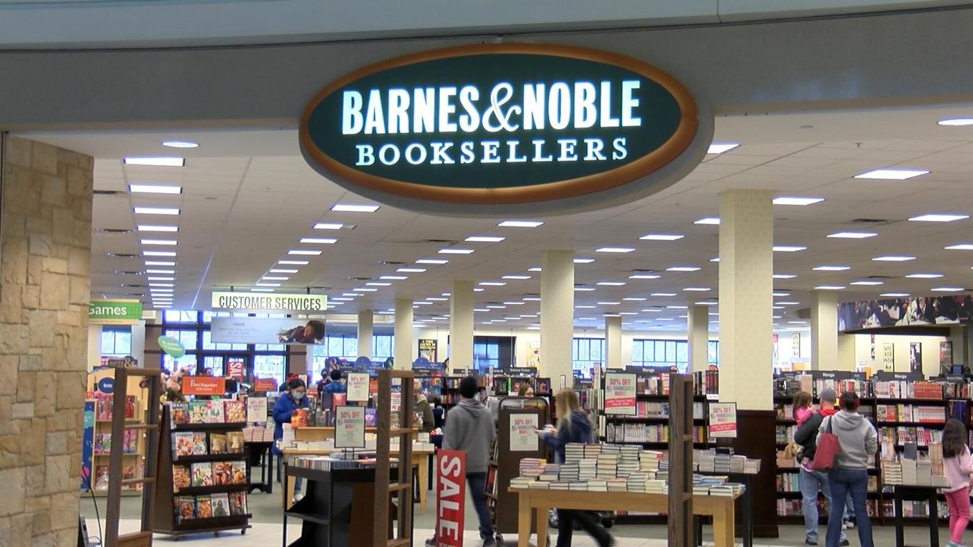 Valley View Mall A Busy Place The Day After Christmas Top Stories Wxow Com Valley View Mall A Busy Place The Day After Christmas Top Stories Wxow Com