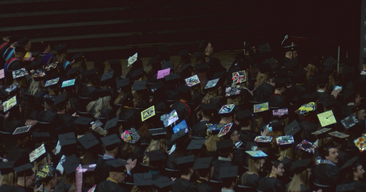 Nearly 600 students walk the stage at Western Technical College ...
