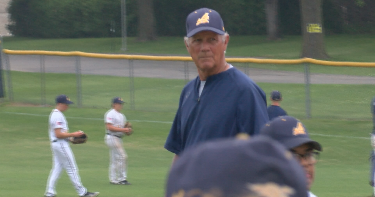 Mike Dee retires as Aquinas baseball coach