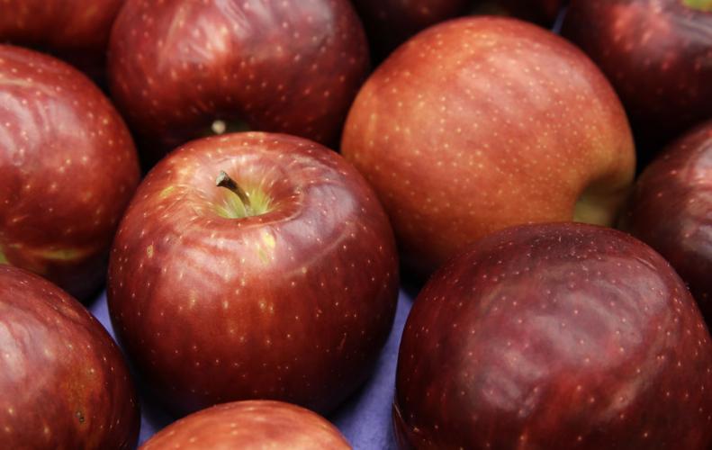 Red Delicious Apples Washington State Fresh Produce Fruit 3 lb Bag