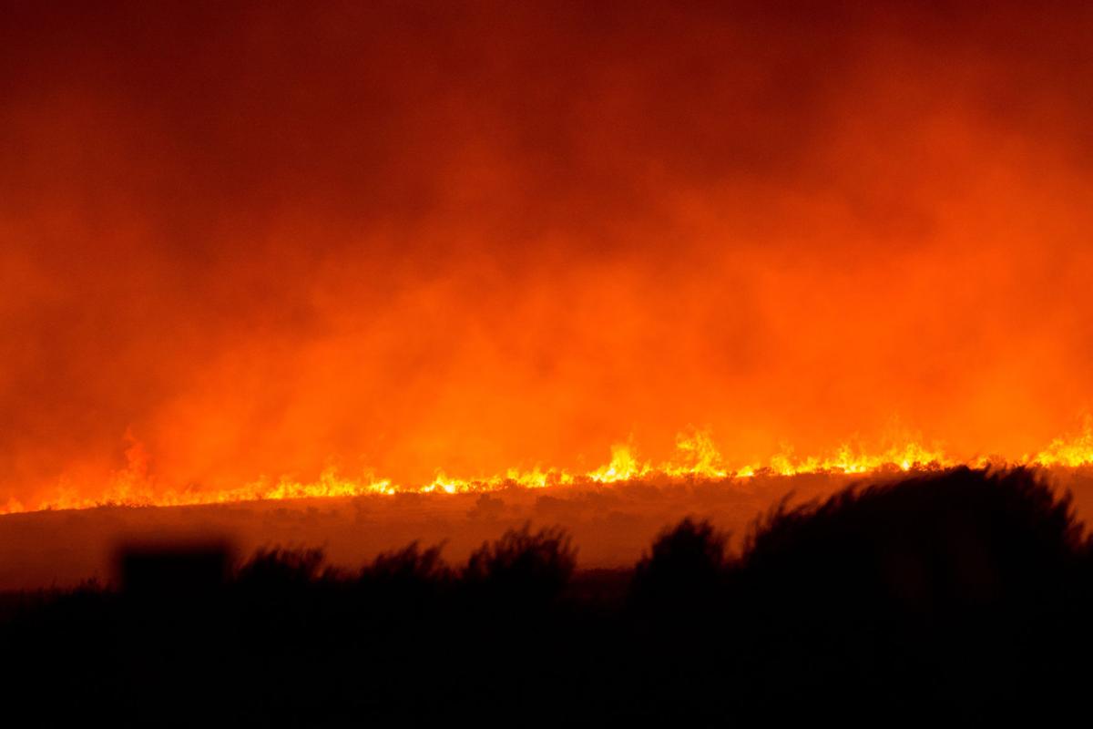 LowerValleyFire-YH-080116-17.jpg