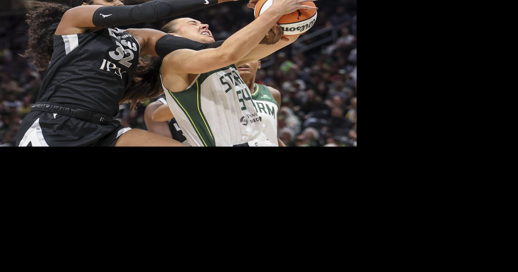 Photos: Seattle Storm take on Las Vegas Aces