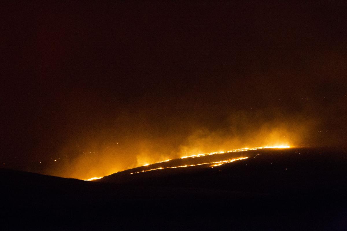 LowerValleyFire-YH-080116-1.jpg