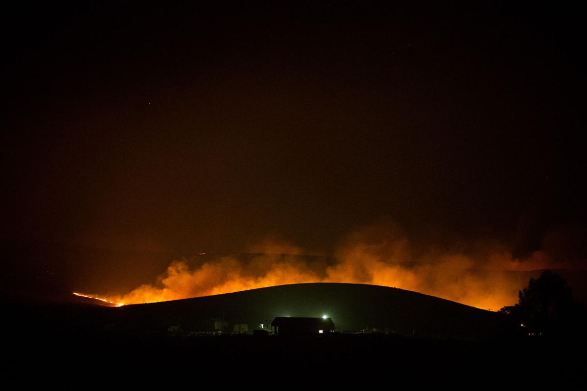 LowerValleyFire-YH-080116-3.jpg