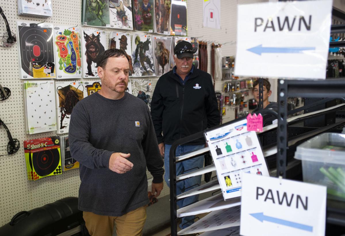 Pawnbrokers Are Seeing More Buyers Fewer Borrowers As Pandemic Continues Local Yakimaherald Com