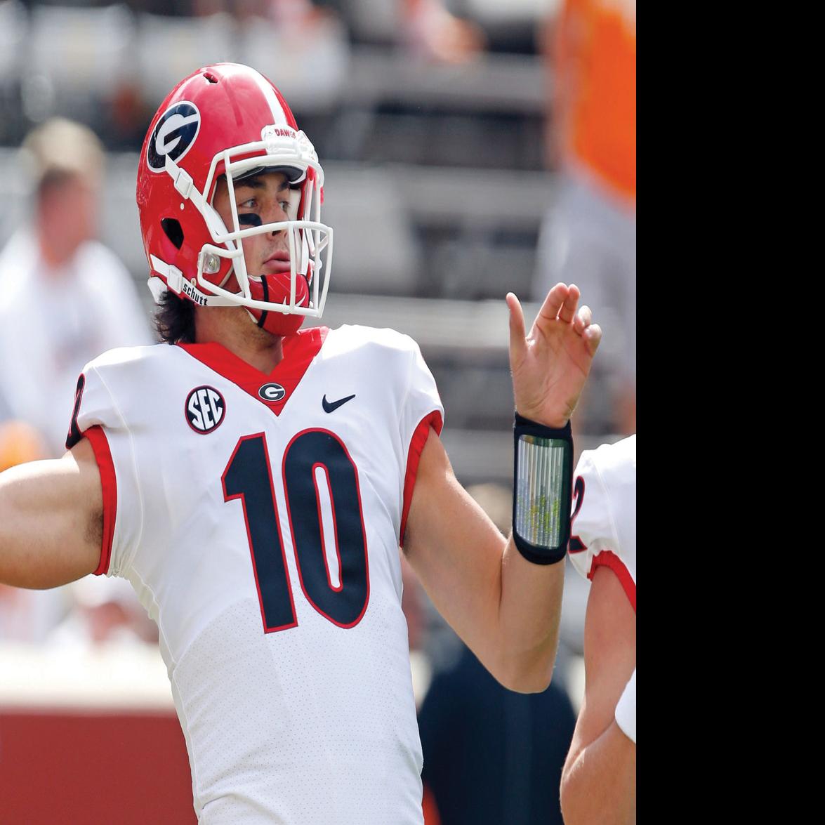 Quarterback Eason Set To Leave Georgia Play For Uw Football