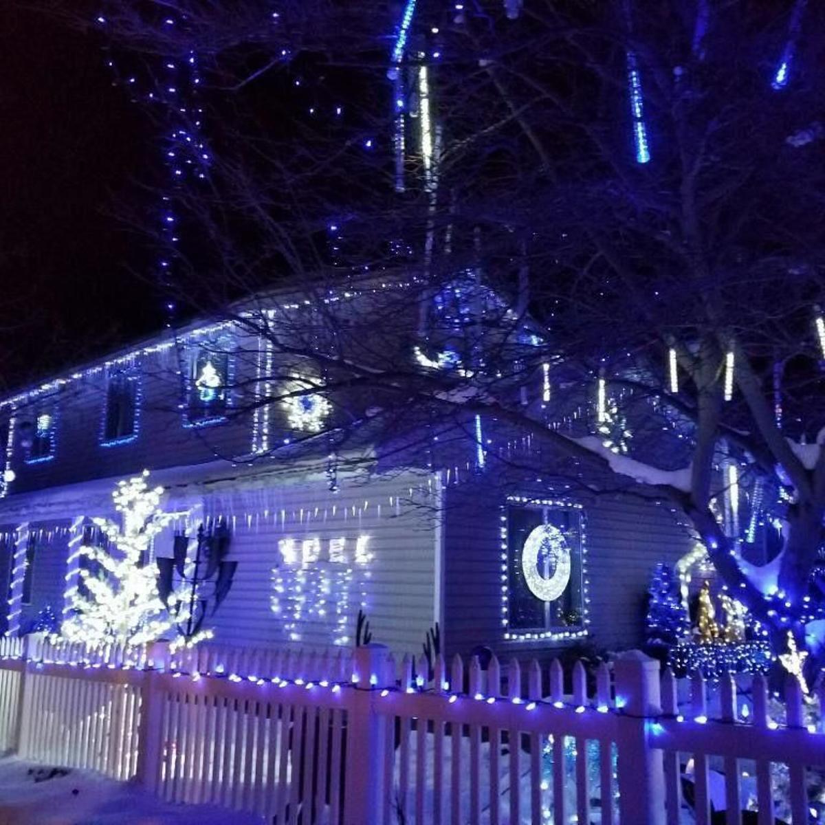 Make Sure You Re Included In Our Christmas Lights Map Local Yakimaherald Com Yakima Christmas Lights Map 2022