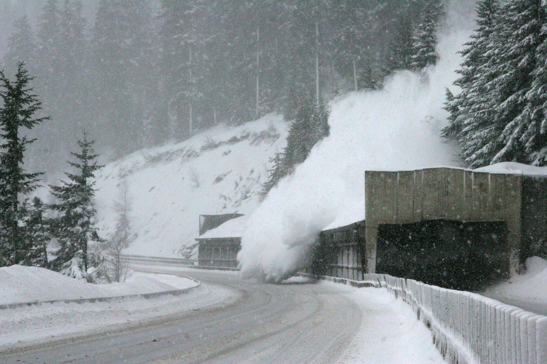 It Happened Here: Snoqualmie Pass Snowshed Served As Shelter And ...