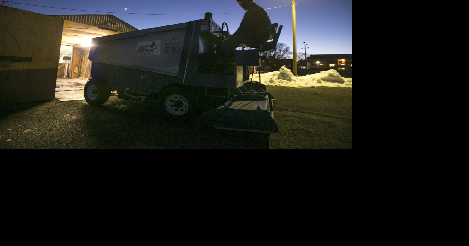 Volunteers keep Yakima Ice Rink skating along Local