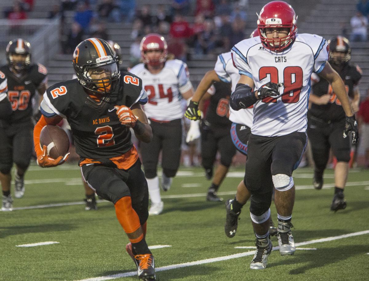 Football Eastmont At Davis Sept 18 2015 Sports Photos