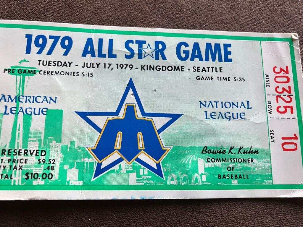 Montreal Expos Ticket Runner - Retro Collection