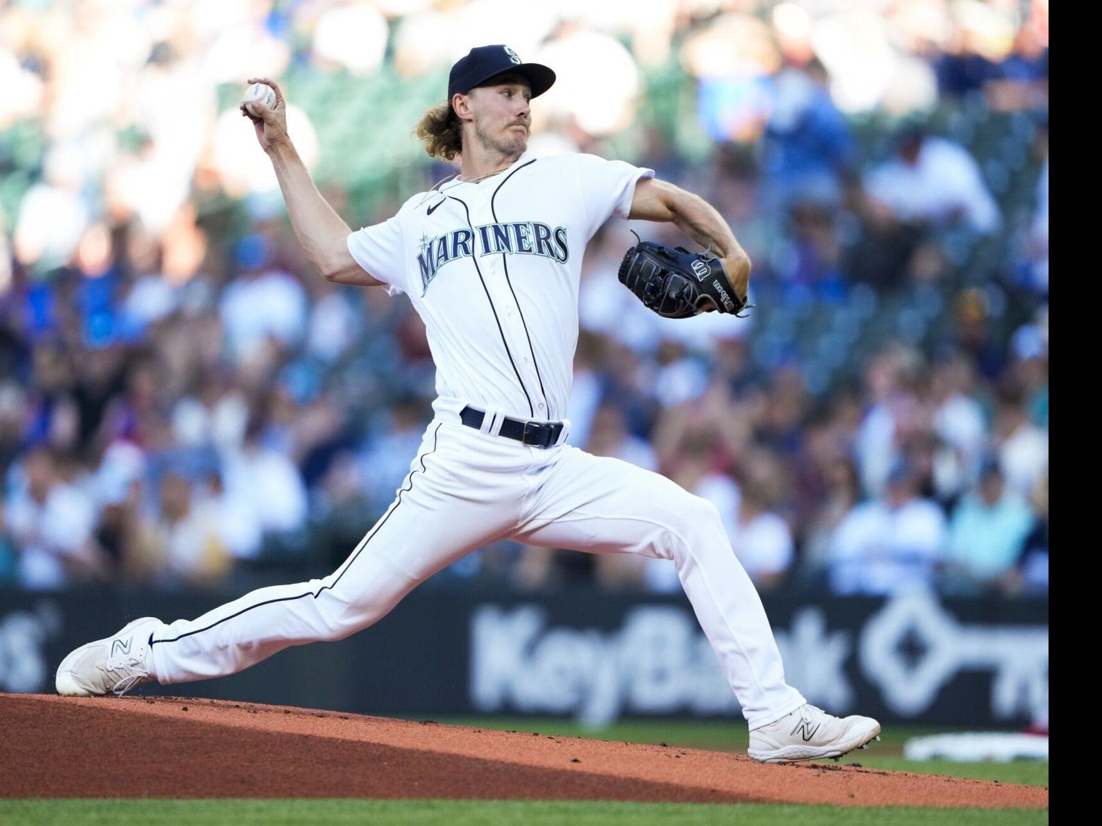 Mariners fall to Red Sox, fail to take advantage of losses by