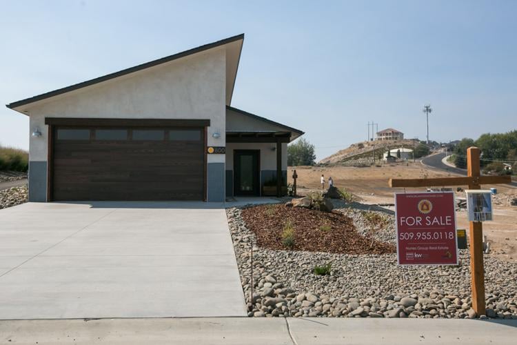 Selah Vista Homes developer and listing agent navigate supply chain