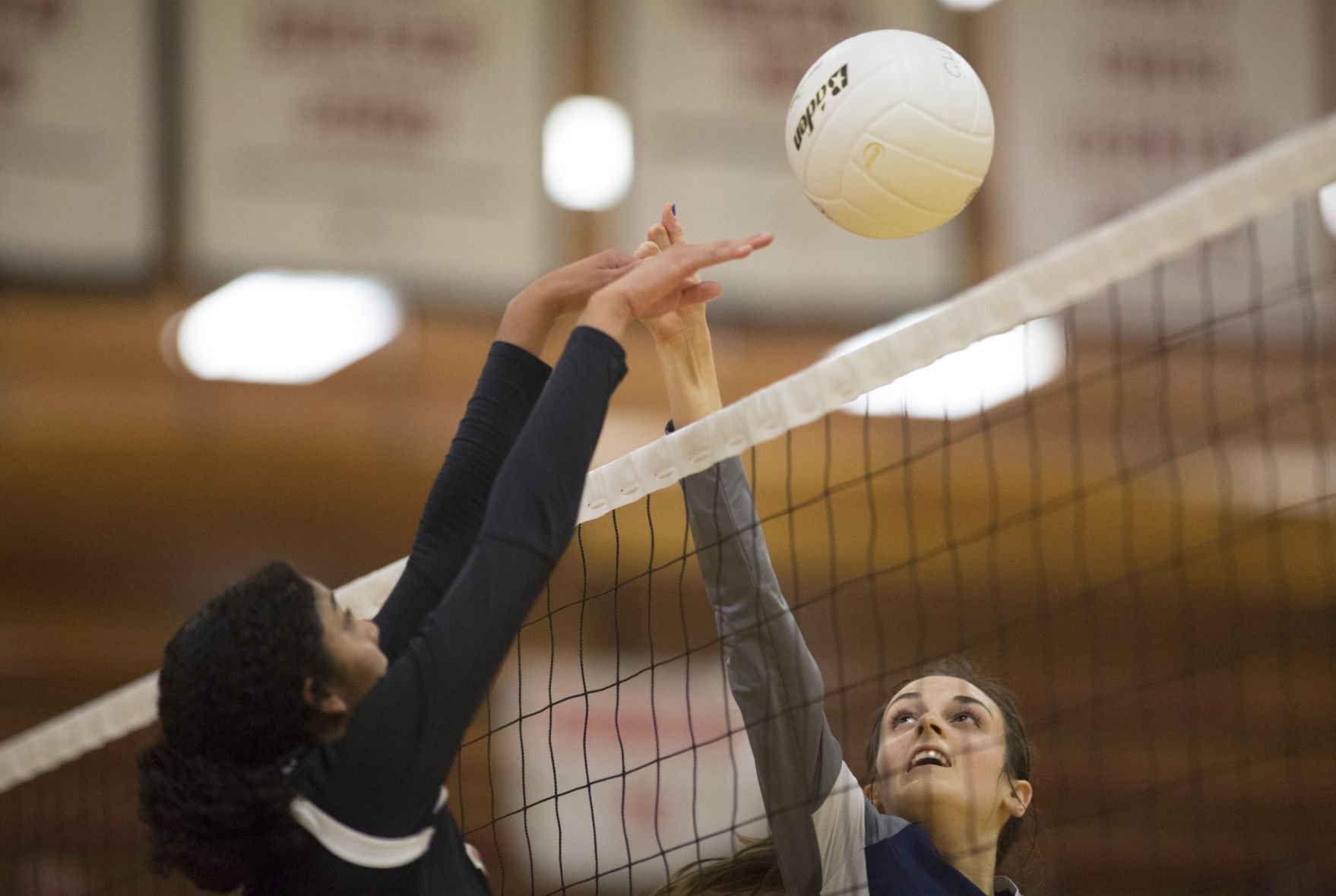 Prep Volleyball Roundup: La Salle rallies to best Zillah Prep Volleyball Roundup: La Salle rallies to best Zillah