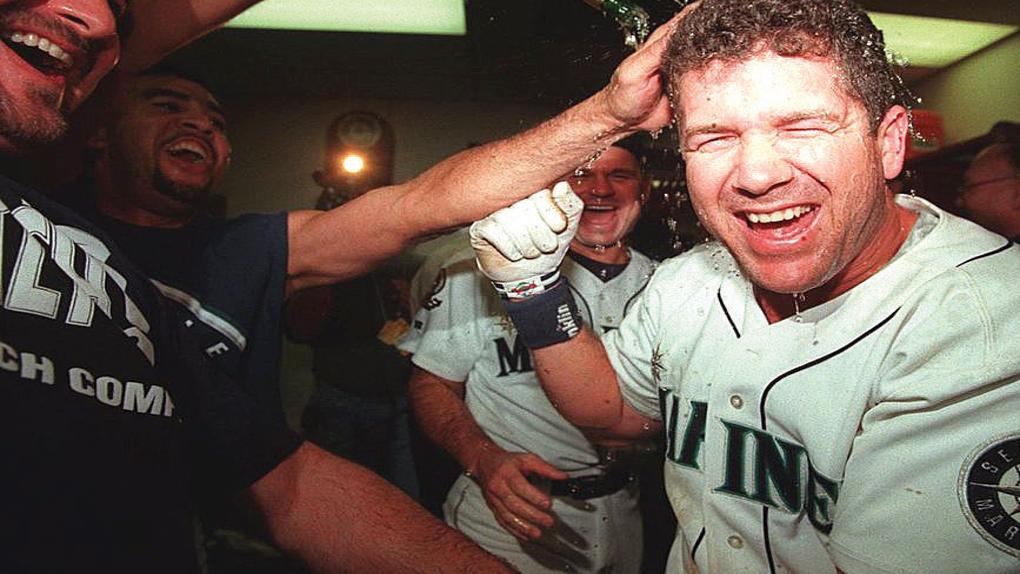 Larry Stone Column: Edgar Martinez brings his trademark cool to Hall of  Fame moment, Mariners