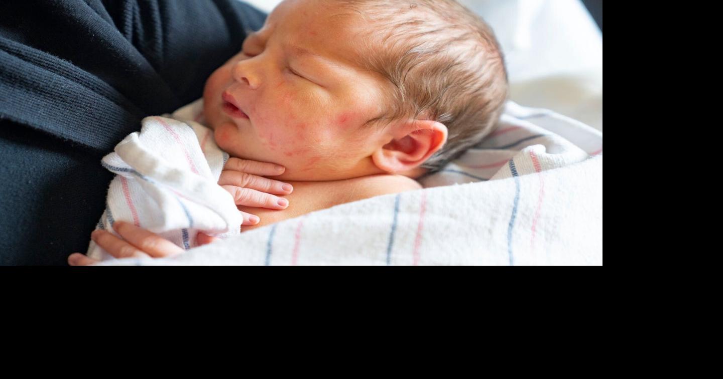 US-NEWS-BURCUM-NEWBORN-CARE-DELAY-THAT-1-MS.jpg