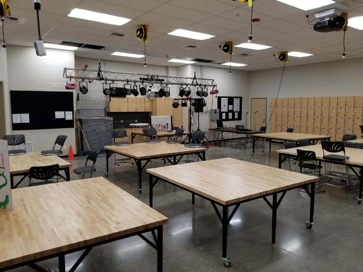 New Davis High School Stage Technology Classroom Offers State Of The Art Opportunities News Yakimaherald Com