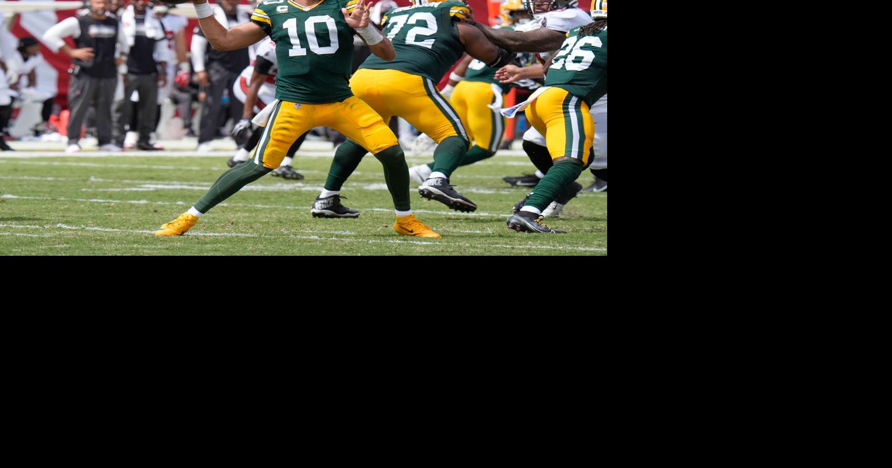 Jordan Love Throws Two Touchdown Passes as Packers Defeat Buccaneers 17-14