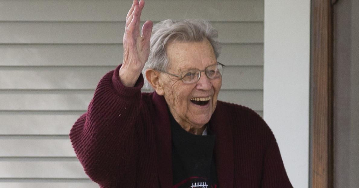 Bill Faller, pillar of Yakima Valley sports community, dies at 98 | YVC ...