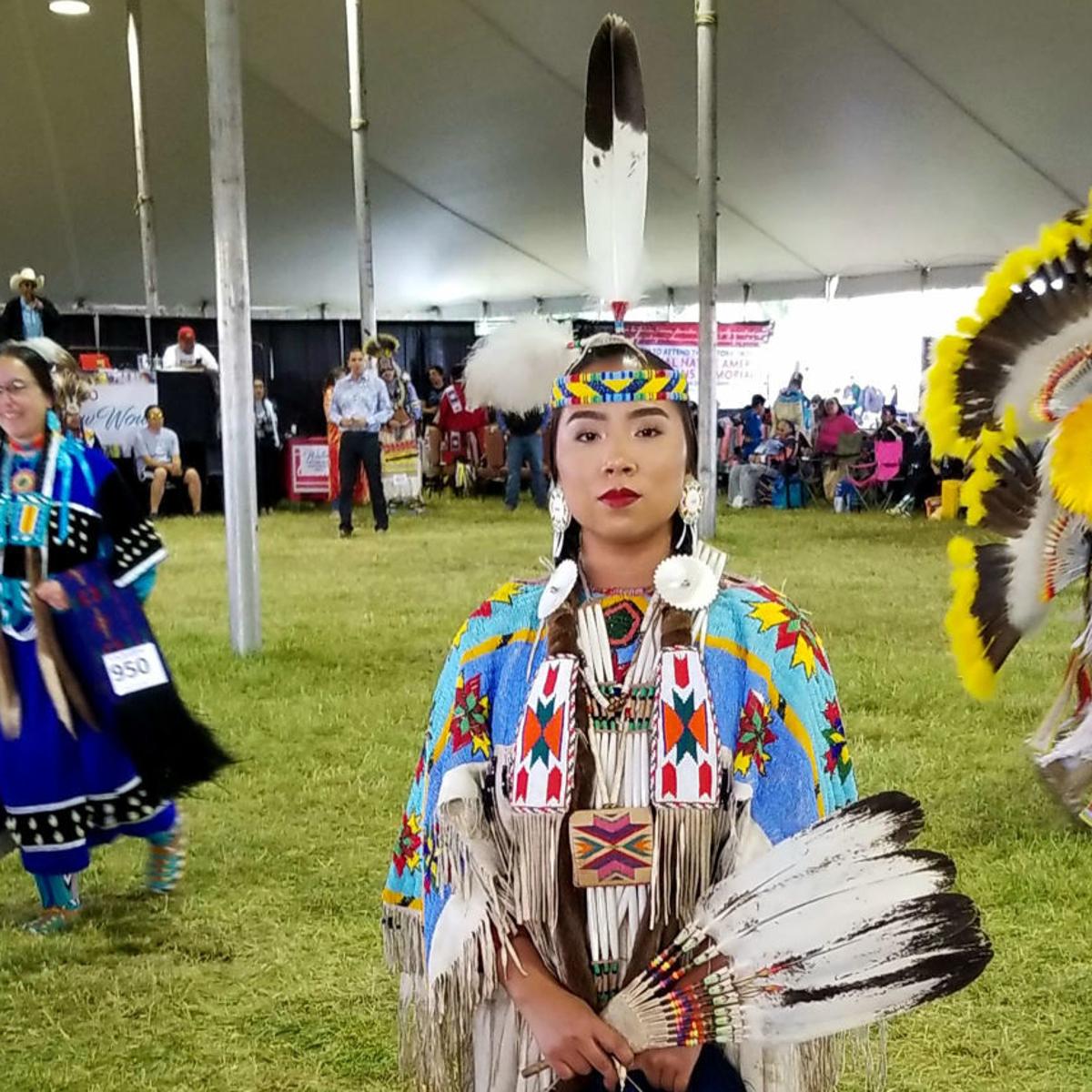 Social Distance Powwow Saturday Showcases Yakama Warm Springs And Umatilla Dancers Drummers And Singers Coronavirus Yakimaheraldcom Social Distance Powwow Saturday Showcases Yakama Warm Springs And Umatilla Dancers Drummers And Singers Coronavirus Yakimaheraldcom