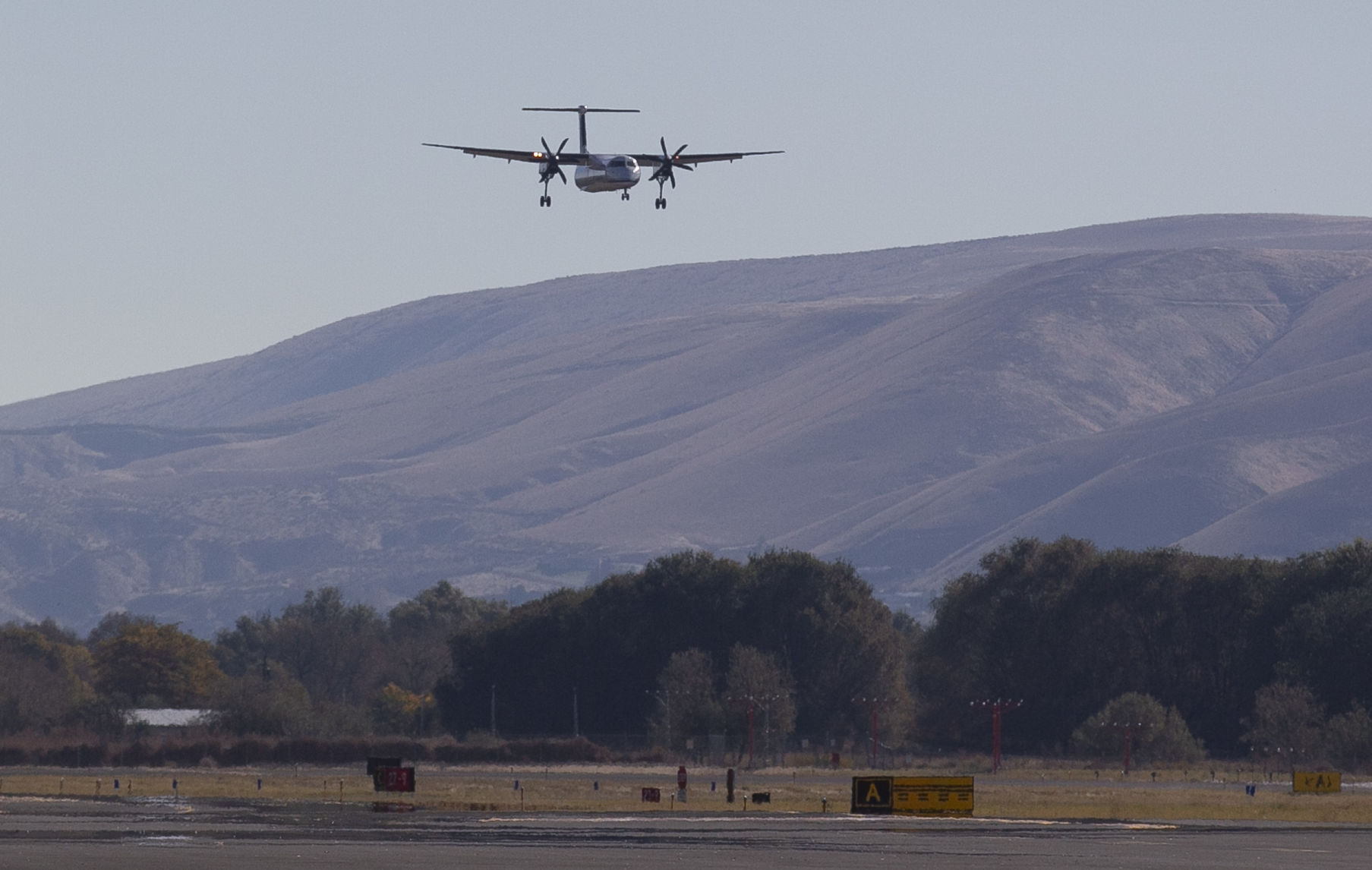 Yakima Airport Officials Hope More Passengers Translate Into More ...