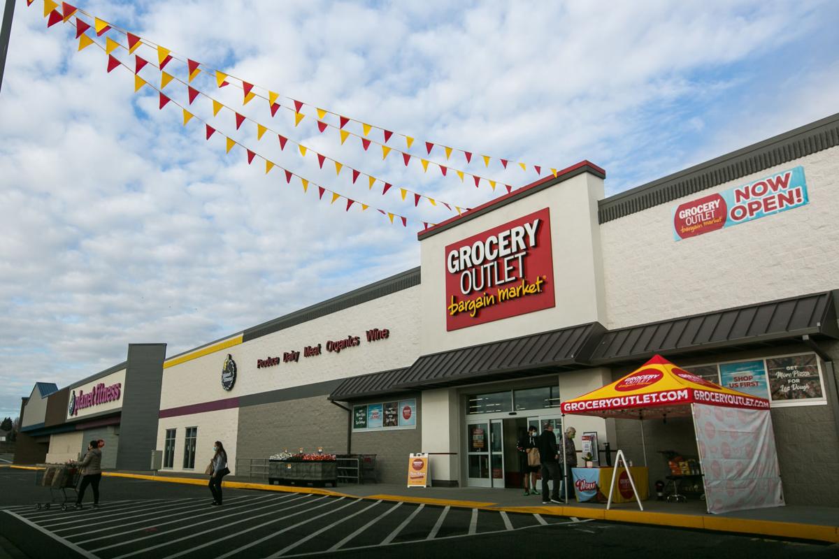 Grocery Outlet opens in part of Yakima Shopko building on Summitview