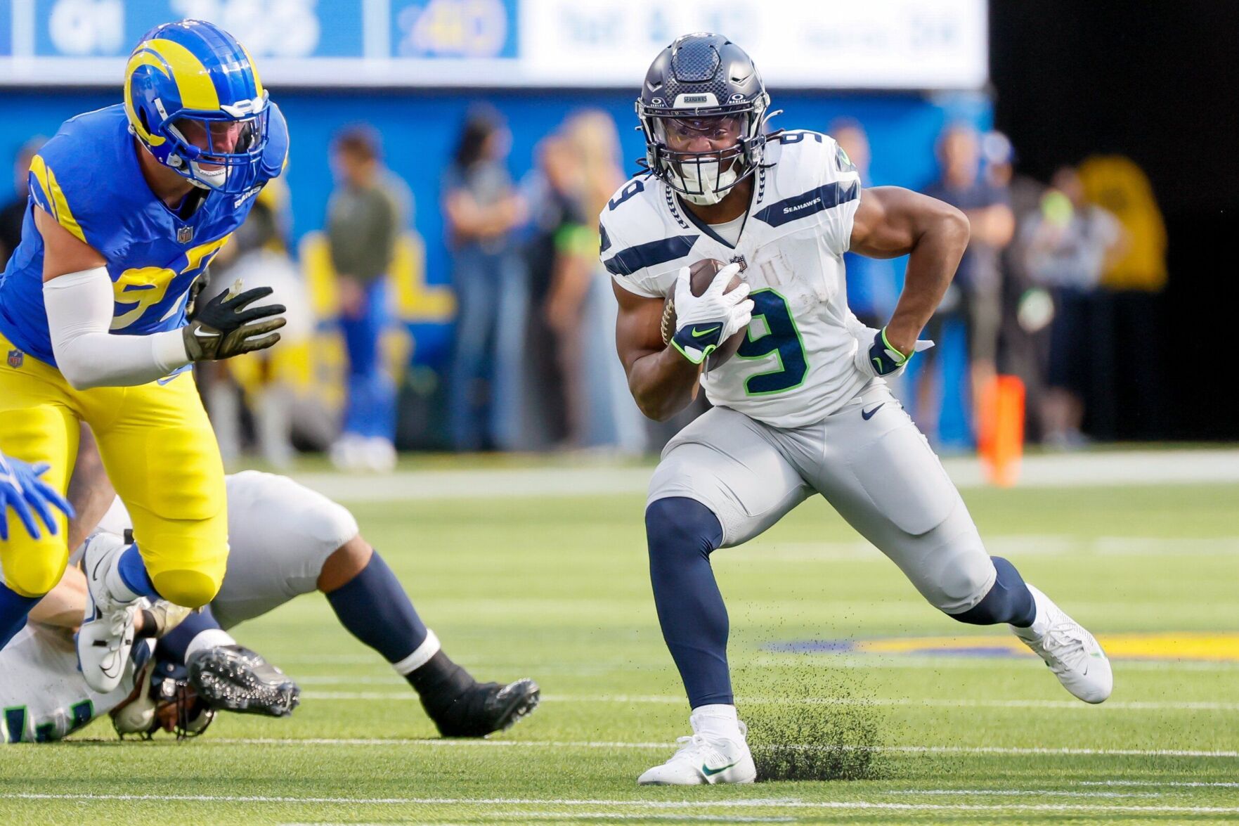 Seahawks Optimistic RBs Kenneth Walker III, Zach Charbonnet Could Play ...