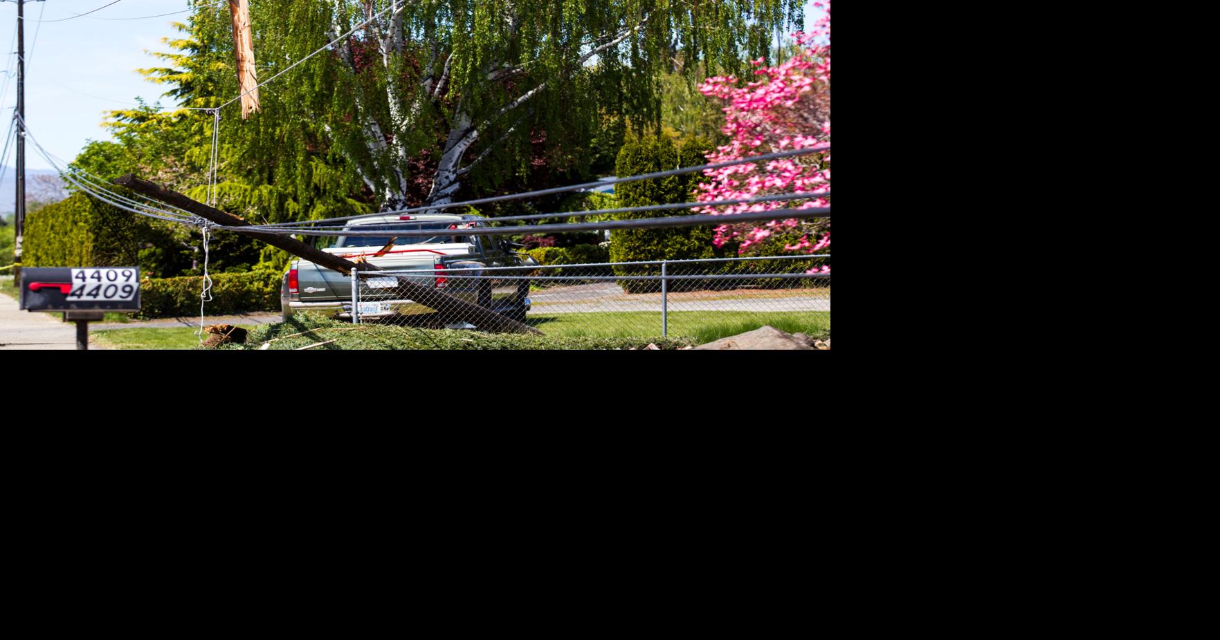 Truck crashes into power pole, knocks out power to more than 1,000 West ...