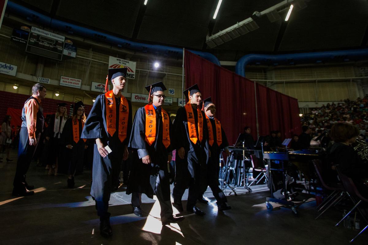 DavisGraduation-YH-060216-7.jpg