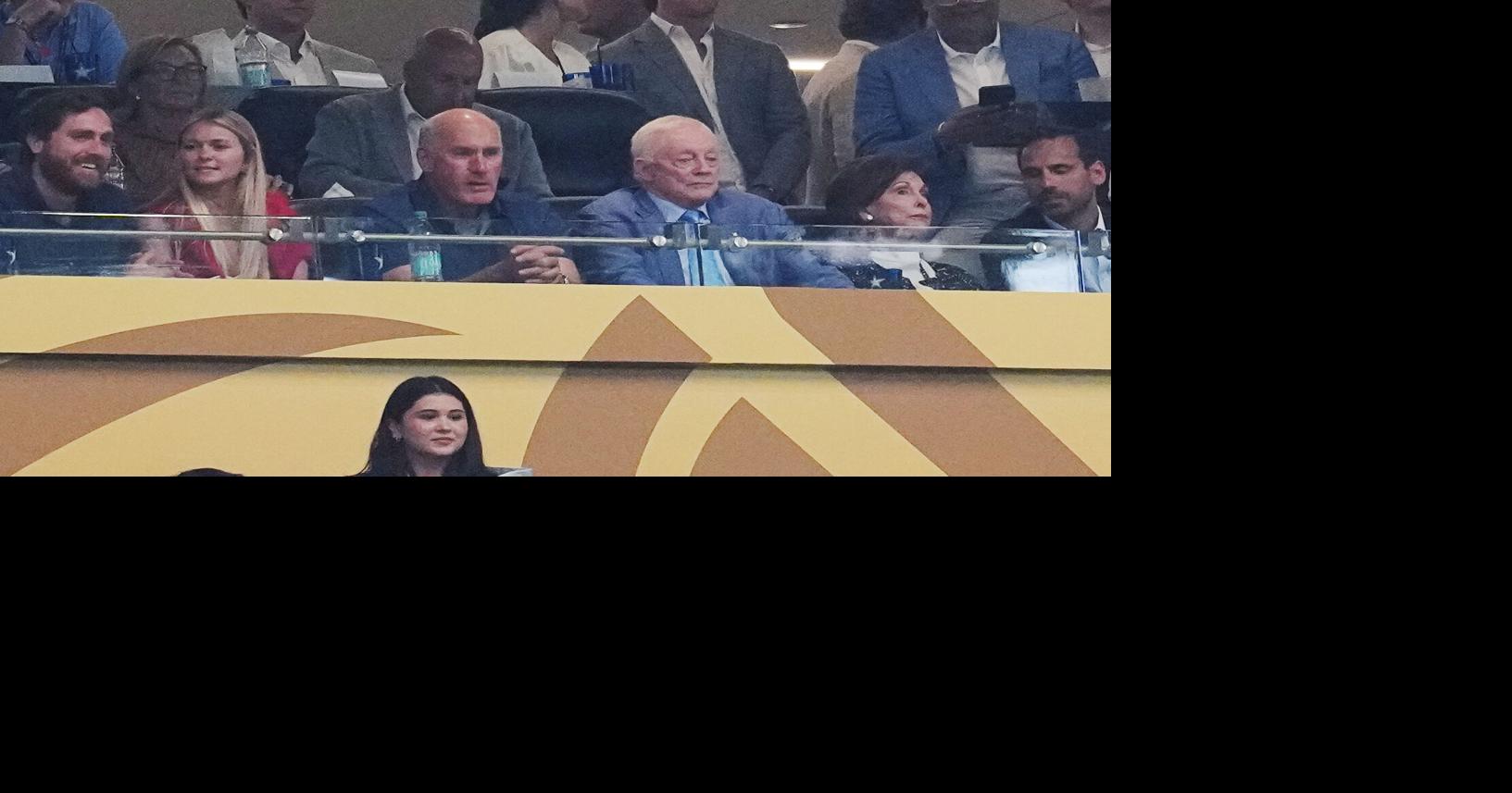 MUNDIAL-JERRY JONES