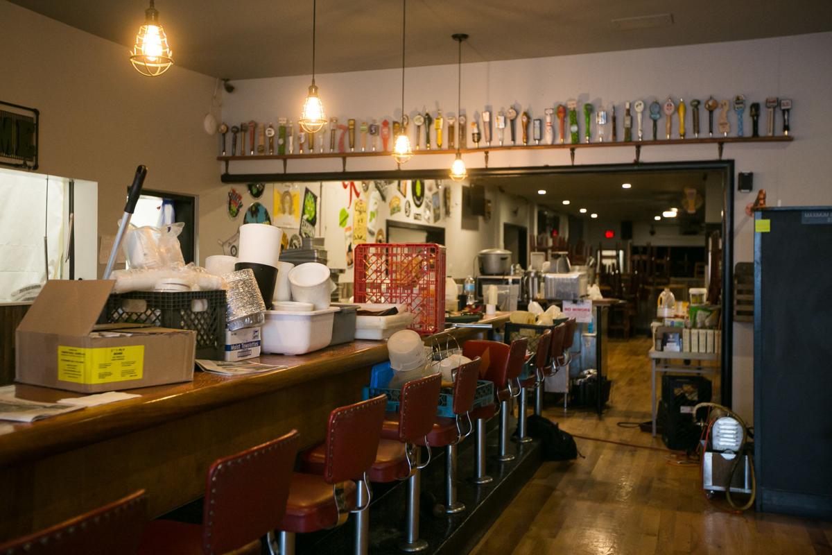 Yakima Sports Center name, famed sign, to stick around for new