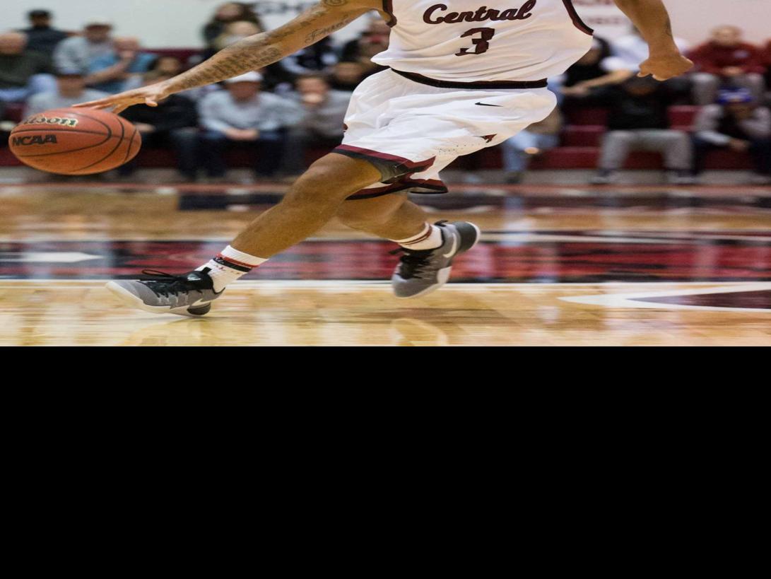 Cwu Men S Basketball Holds Off Alaska Fairbanks Central