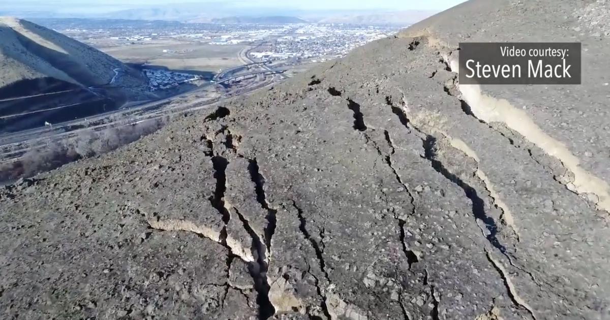 Cracked Ridge Shell Watch: Aerial video shows Rattlesnake Ridge crack | Local ...