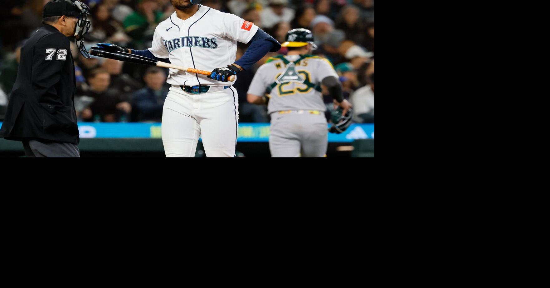 Mariners, picked by some to reach World Series, mired in mediocrity